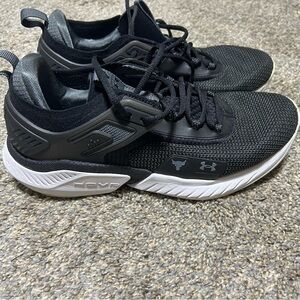 Under Armour Black and Gray Running Sneakers